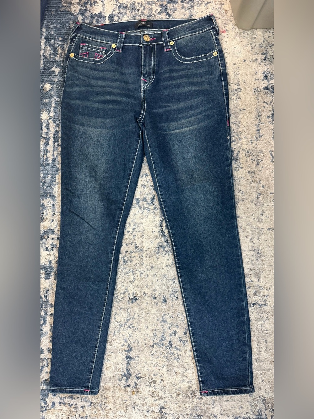 True Religion Dark Blue Skinny Jeans with Pink Stitching size 29
